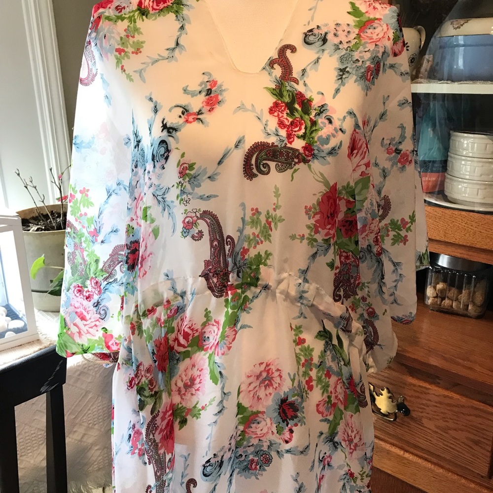 Justin & Taylor semi sheer  cover-up top.